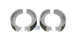 DT Spare Parts - Brake shoe kit - 4.91489