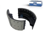 DT Spare Parts - Brake shoe kit - 2.40378SP