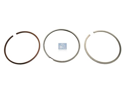 DT Spare Parts - Piston ring kit - 4.90977