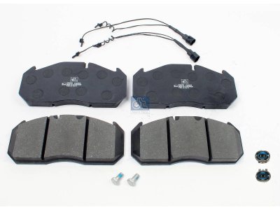 DT Spare Parts - Disc brake pad kit - 6.95105