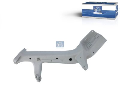 DT Spare Parts - Bumper bracket - 6.70251