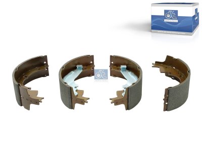 DT Spare Parts - Brake shoe kit - 7.92409